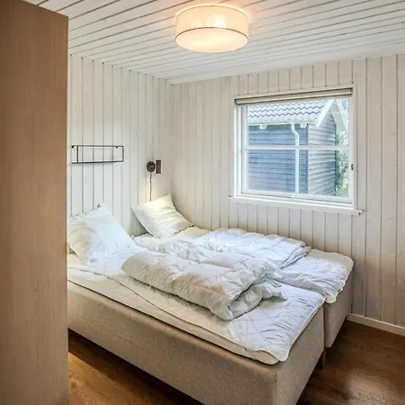 Beautiful In With Sauna 度假居 *